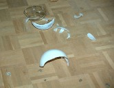 ガラス資料の被害