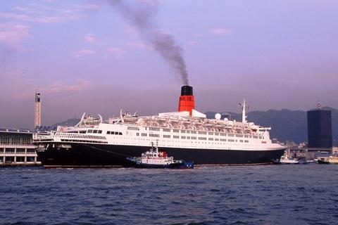 クイーン・エリザベス2 (Queen Elizabeth 2)