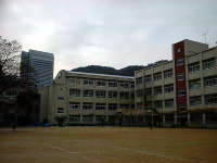 雲中小学校 校舎