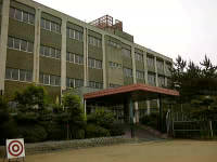 花山小学校 校舎