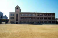 蓮池小学校 校舎