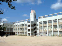 長田南小学校 校舎