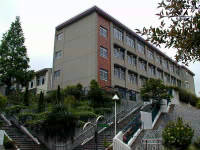 花谷小学校 校舎