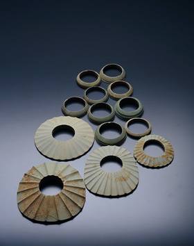 神戸市埋蔵文化財センター 収蔵資料紹介 古墳時代収蔵資料一覧 腕輪形石製品 うでわがたせきせいひん