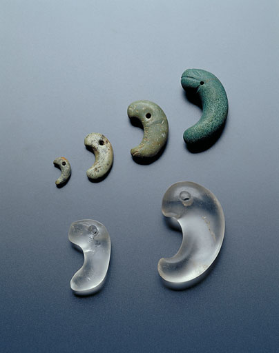 勾玉（まがたま）