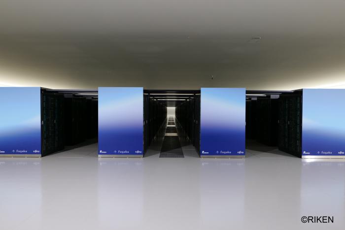 スーパーコンピュータ「富岳」画像