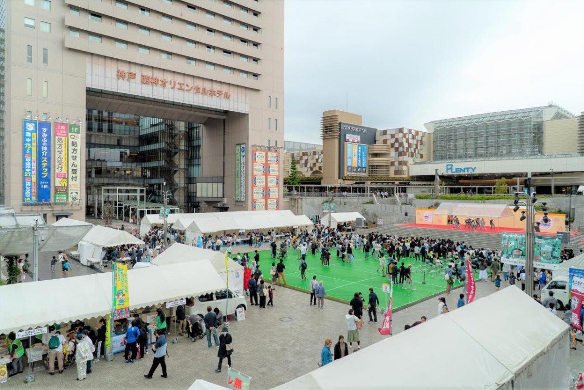 まつり全体のようす