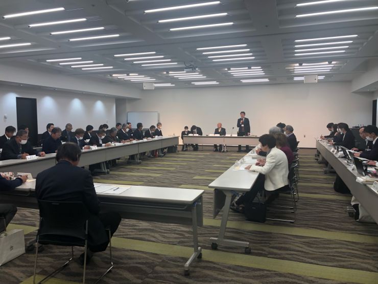 会議の様子r7