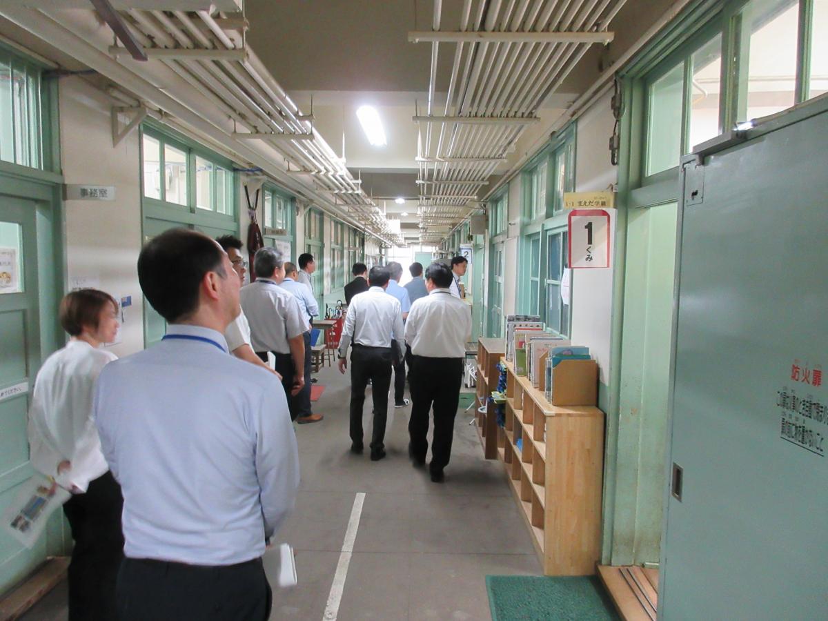 霞ケ丘小学校にて神戸スクール・ミーティングを実施