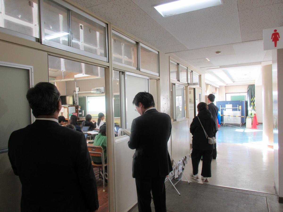 向洋小学校でスクールミーティングを実施