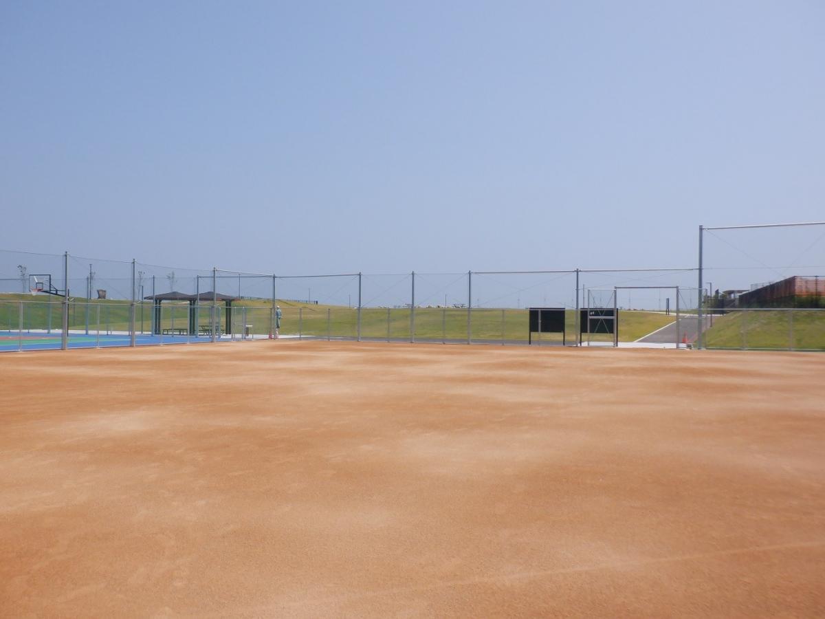 多目的グラウンド（なぎさの広場）