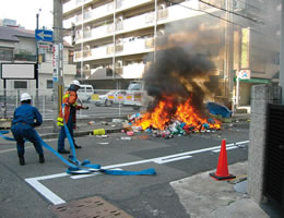 神戸 市 スプレー 缶