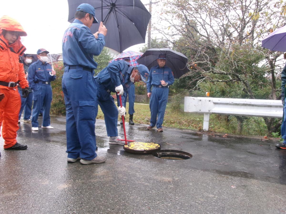 丸型消火栓取り扱い訓練