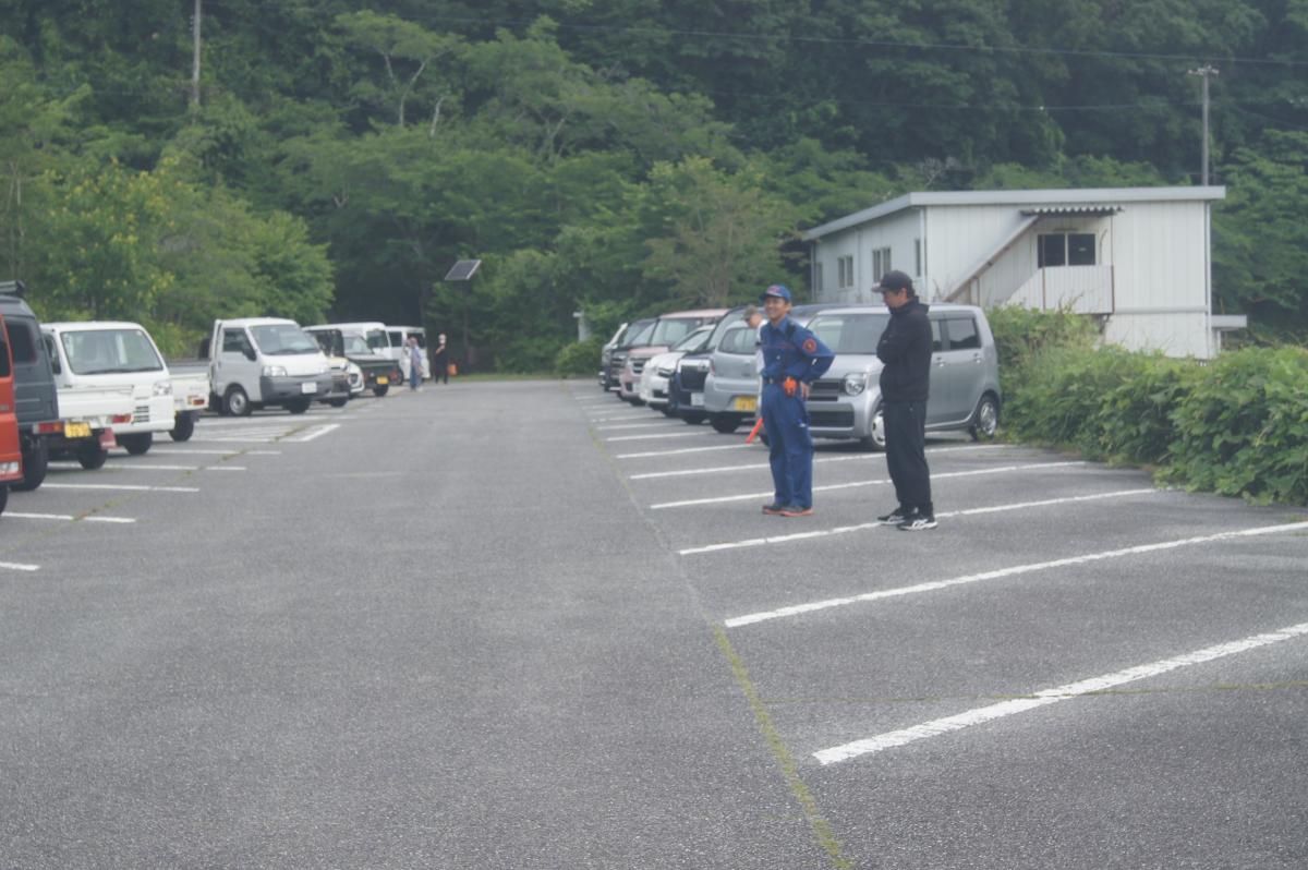 公園駐車場