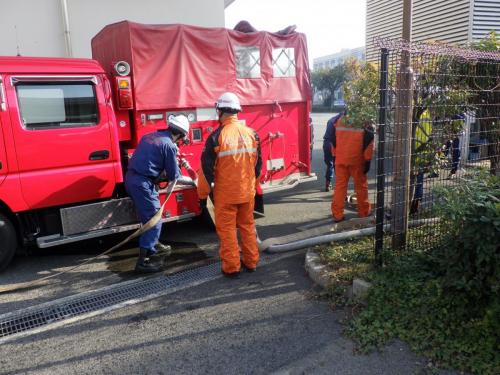 ポンプ車からの陽水訓練