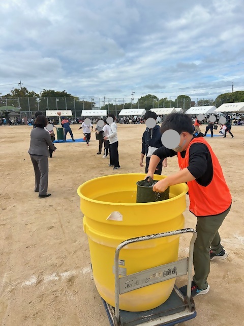 バケツリレー競争
