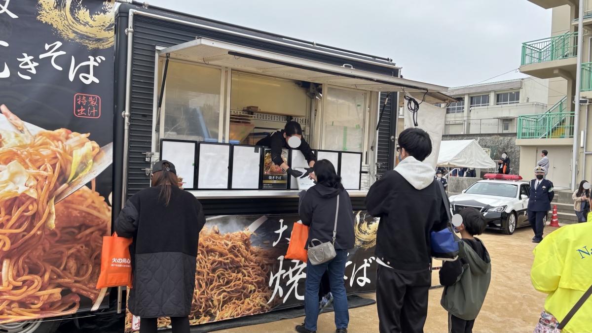 焼きそばキッチンカー