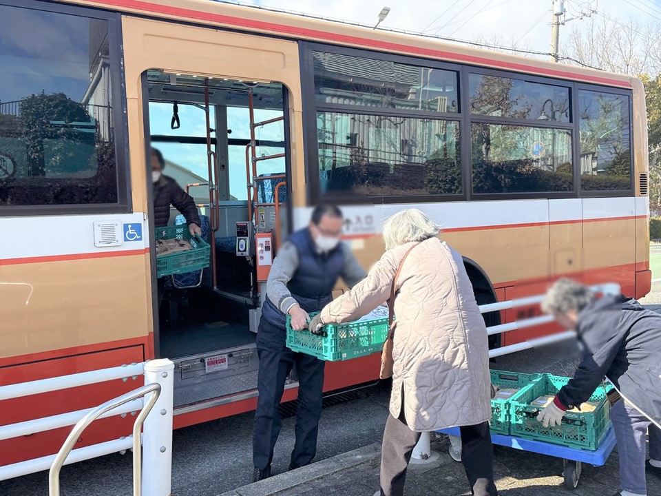 荷下ろしお様子（米）