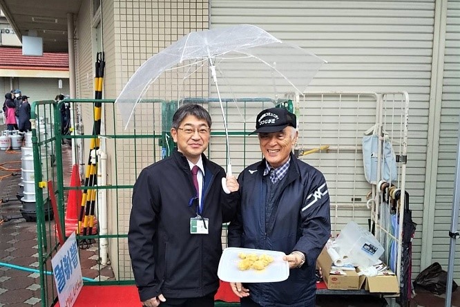 区長と副委員長