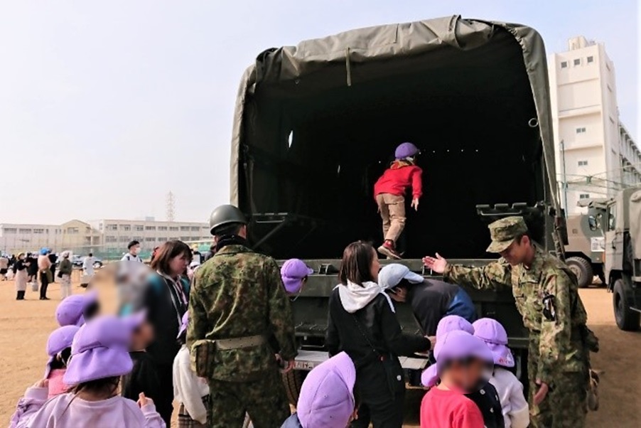 災害支援車両の見学