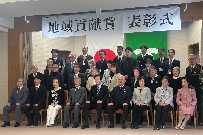 団体部門の受賞者集合写真