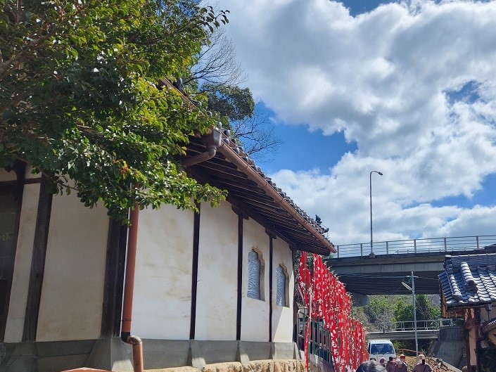 やきもち地蔵参道1