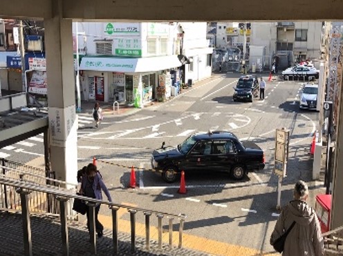 須磨駅北側ロータリーの写真