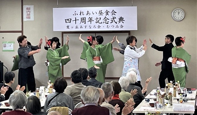 垂水区長も踊る様子