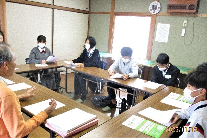 地域活動を行う地元の方との懇談