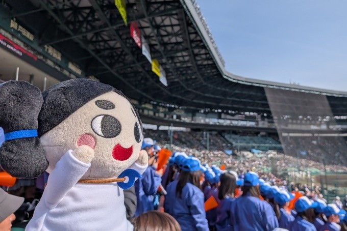 応援するごしきまろ