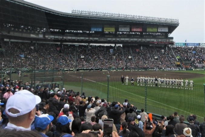 応援の感謝を伝える選手たち