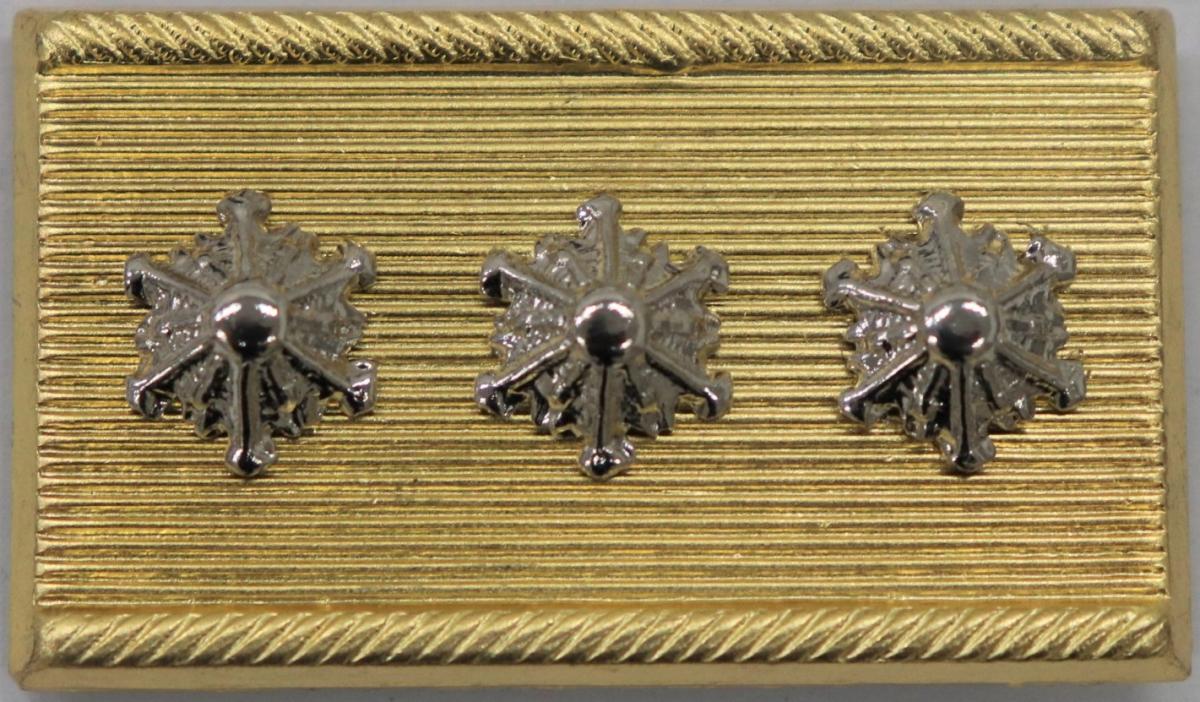 階級章（消防司監）