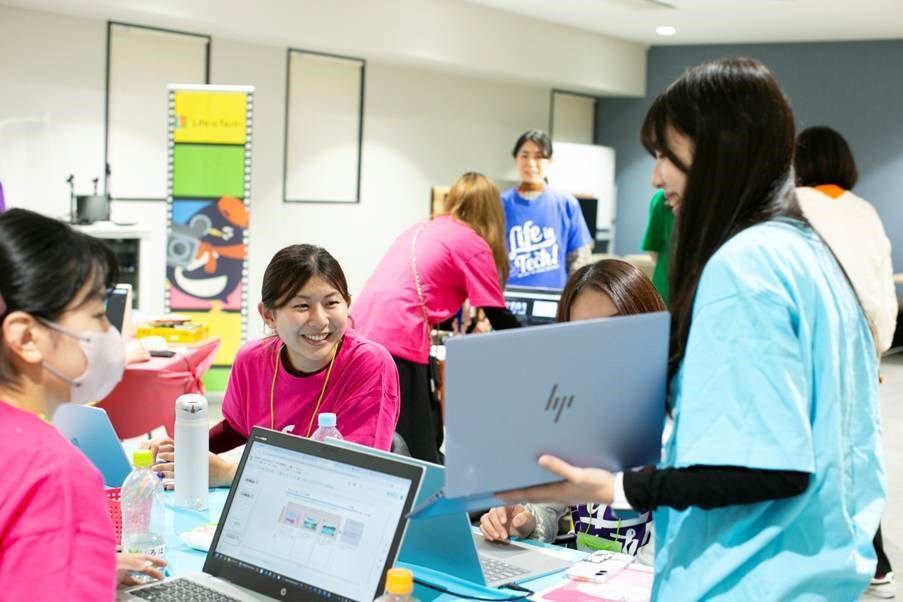 学生向け課題解決プログラムの様子