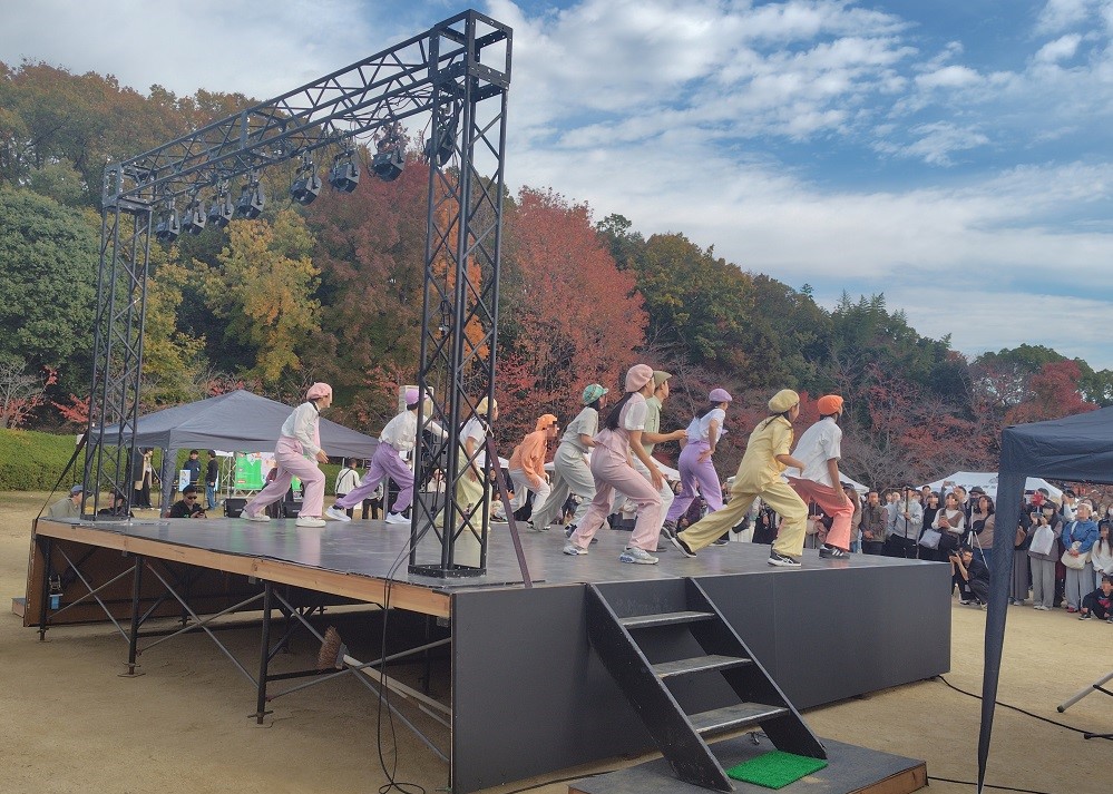 ダンスパフォーマンス