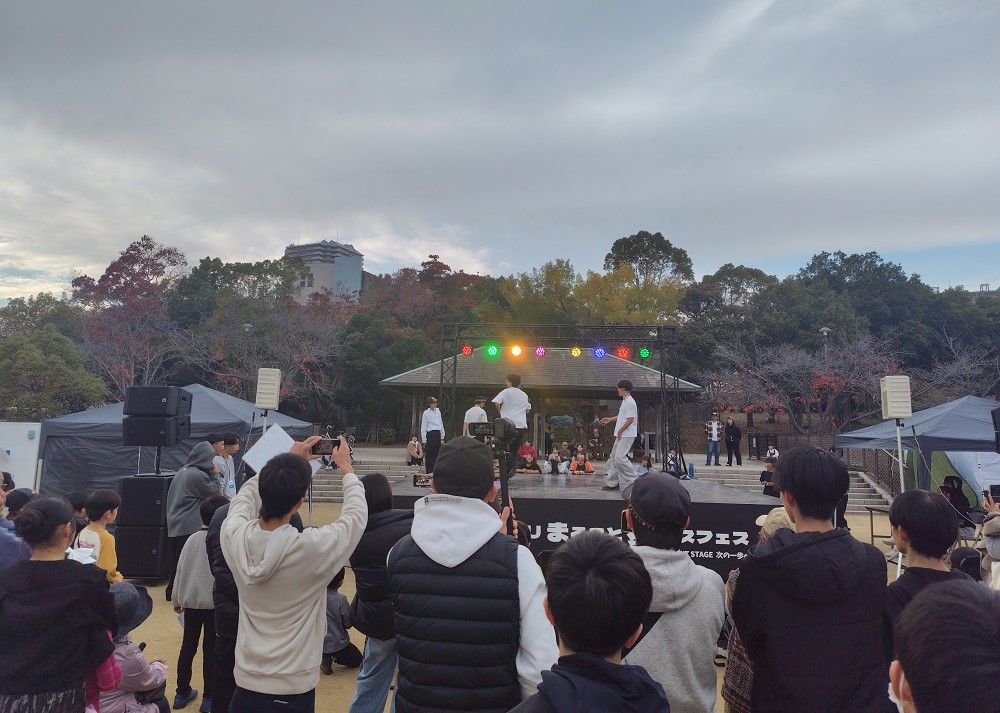 ダンスパフォーマンス