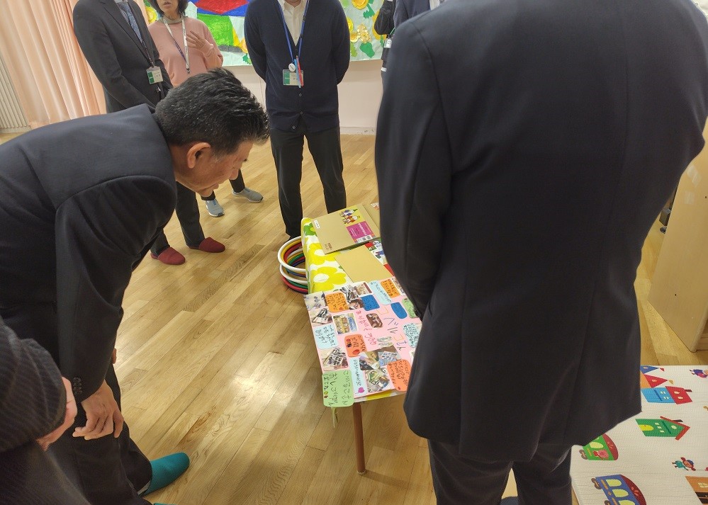 寄付の贈呈式の様子