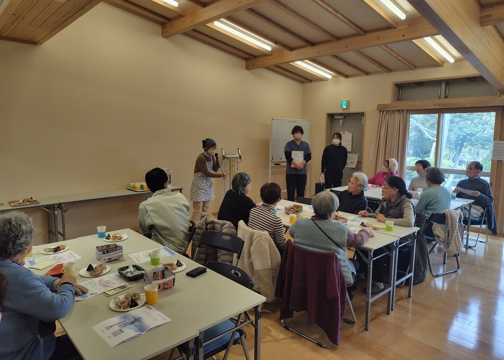 広場サロンの様子