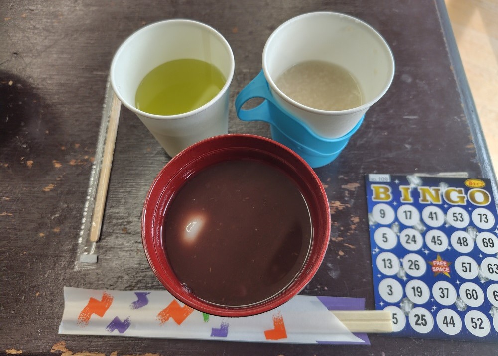 お汁粉、甘酒、お茶