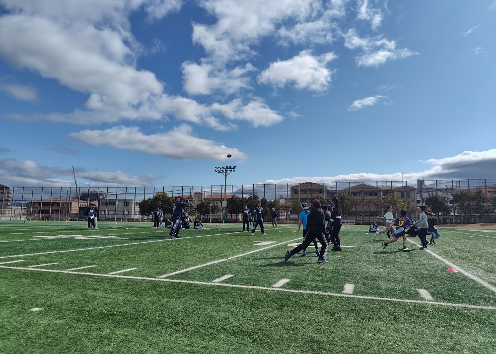 フラッグフットボール体験の様子