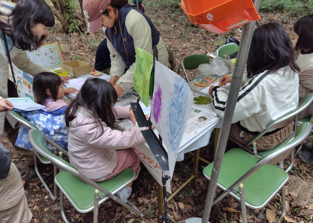 森のマルシェの様子