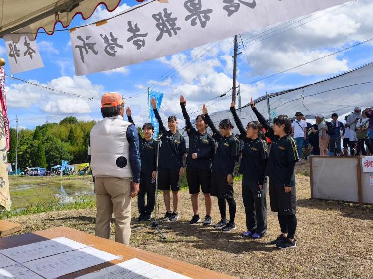 大沢どろんこバレー写真1修正後