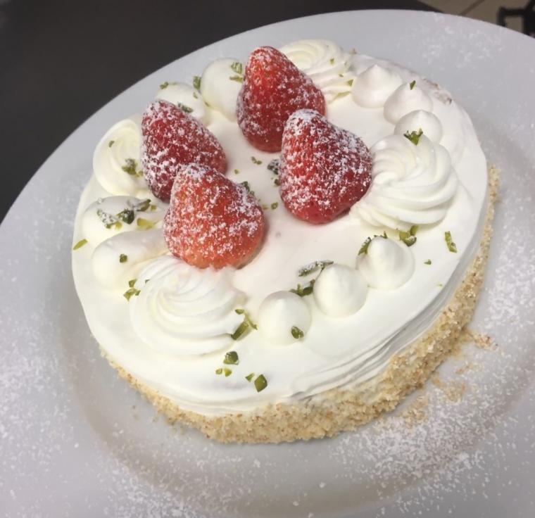 鳥越理央さんが作成したケーキ