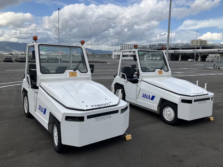 トーイングトラクター