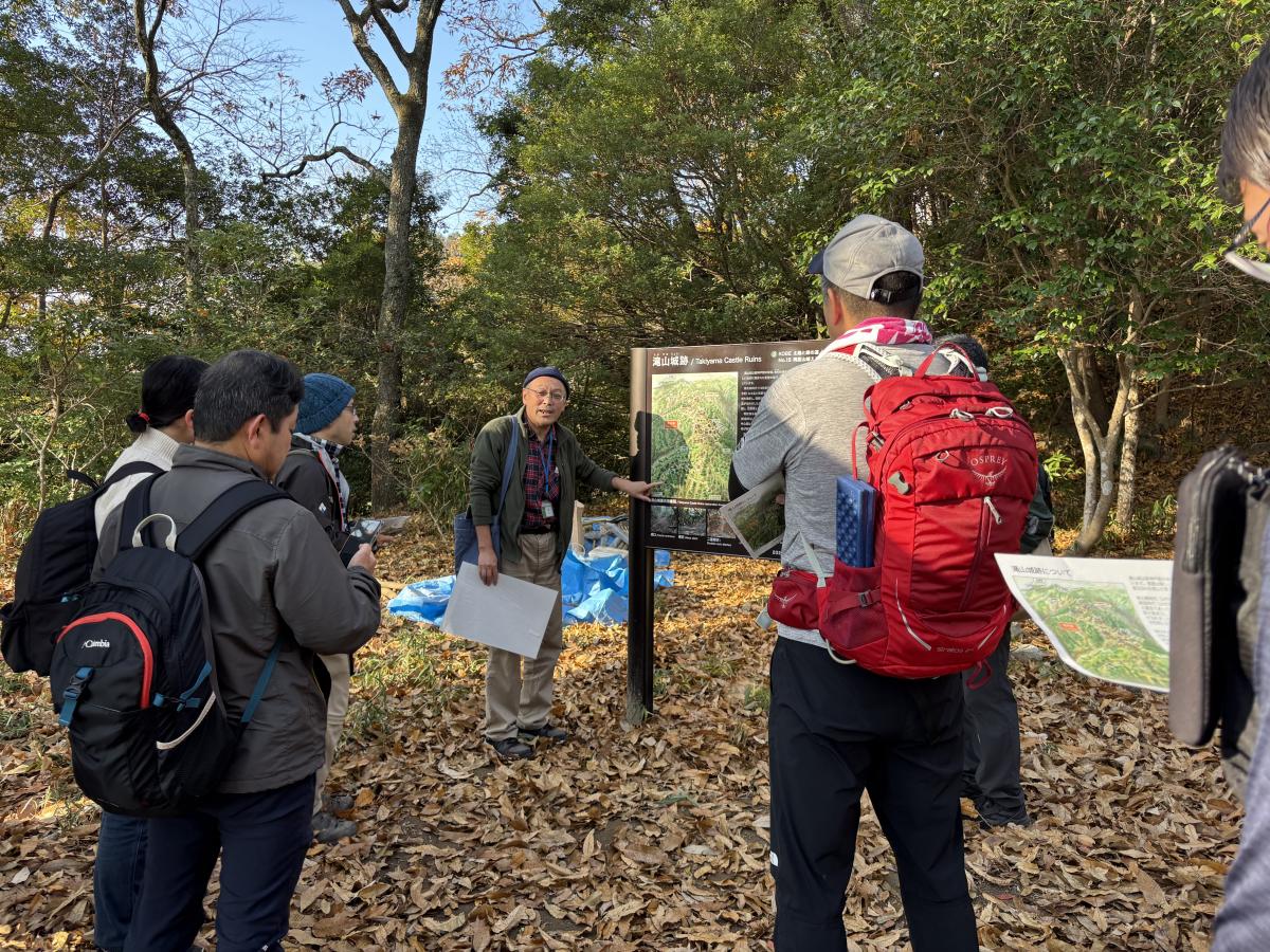 山城遺構の解説