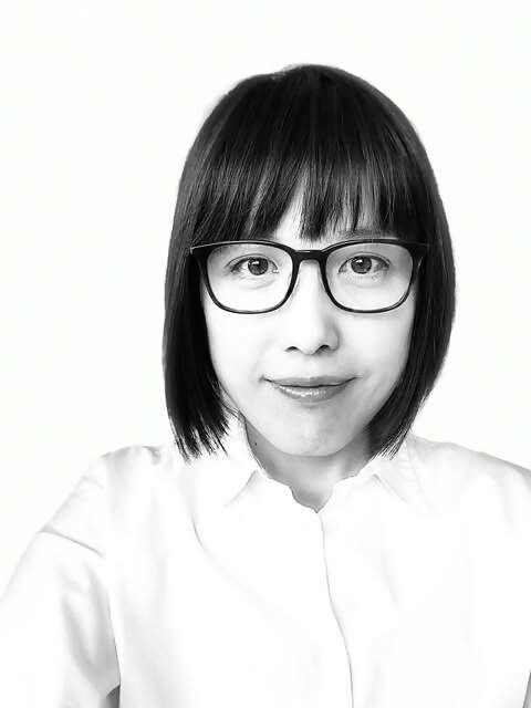 審査員　田中薫氏