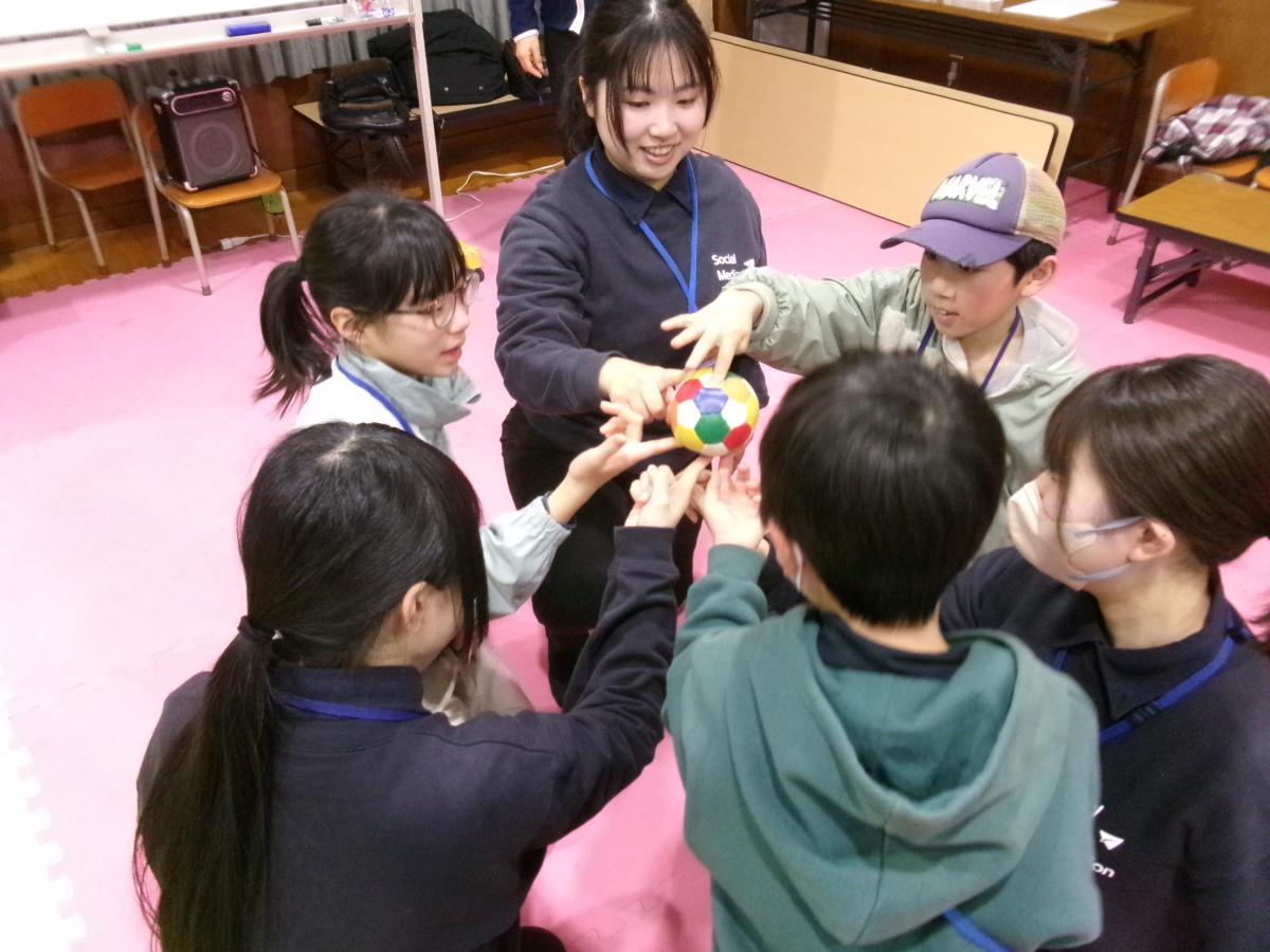 ボールを使ったグループワーク