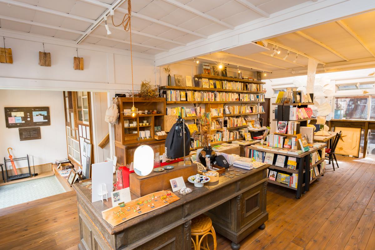 改修後_台湾雑貨屋・書店