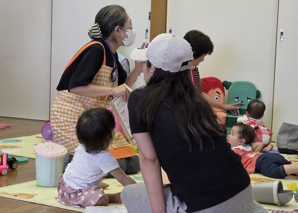 岩岡子育てひろばの様子