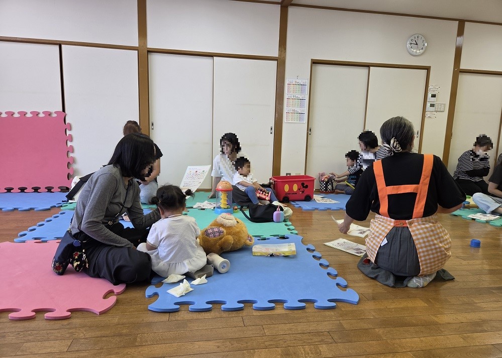 岩岡子育てひろばの様子