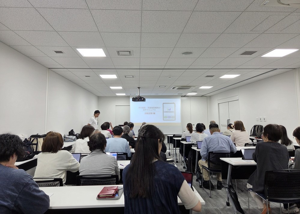 タブレット研修の様子